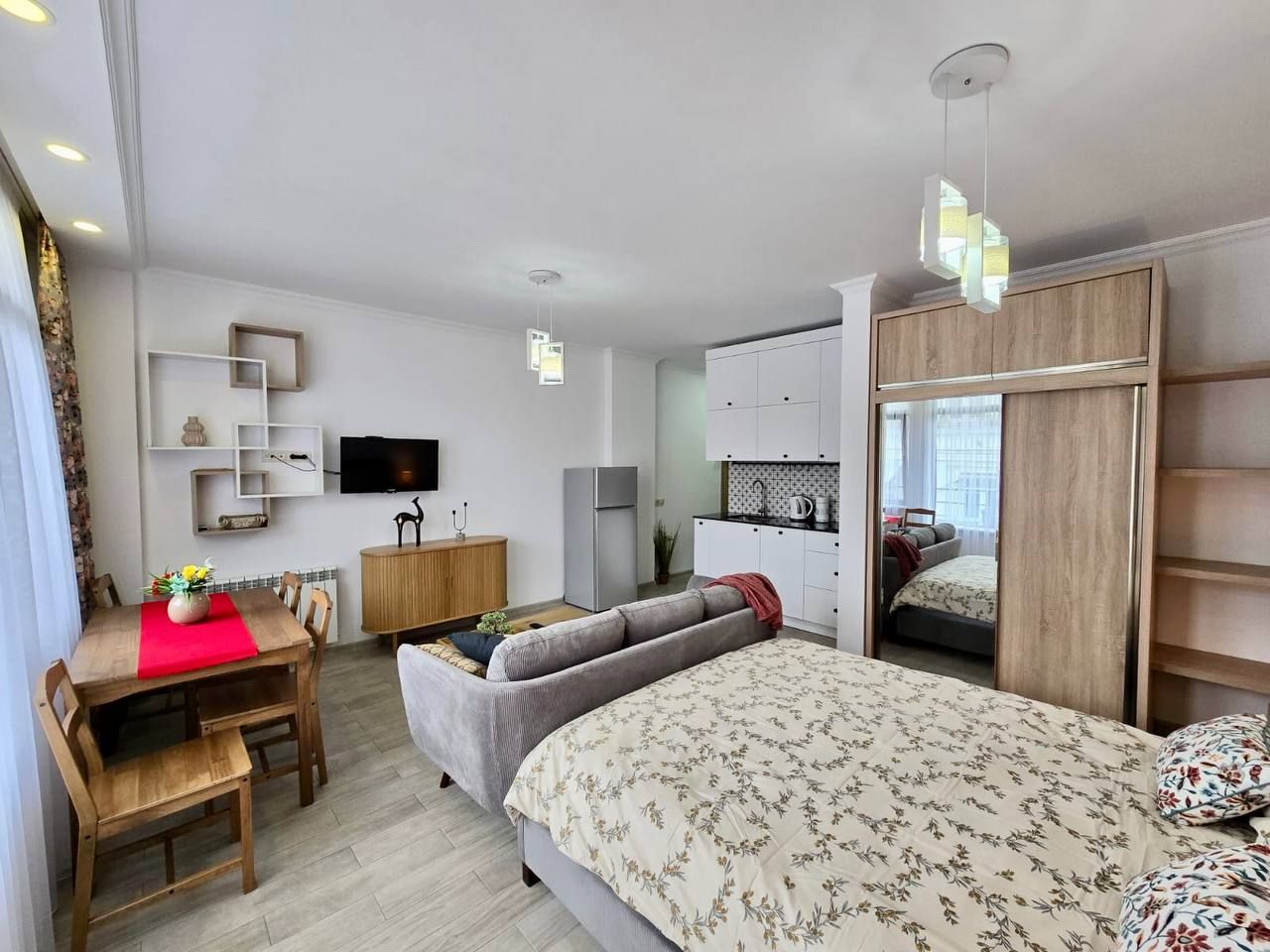 Studio, 40 m² — St. Kh. Akhvlediani 17