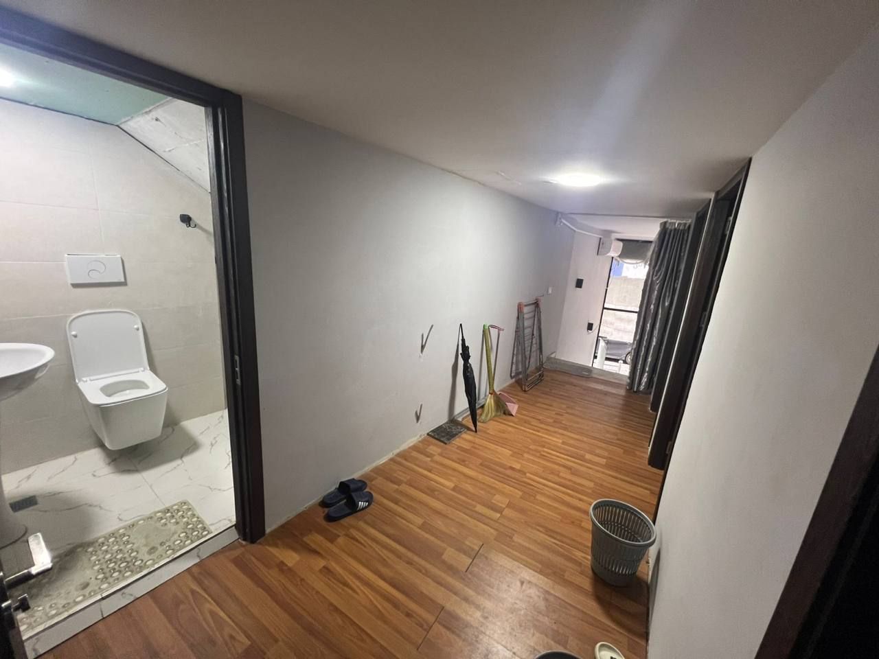 Office, 130 m² — 1