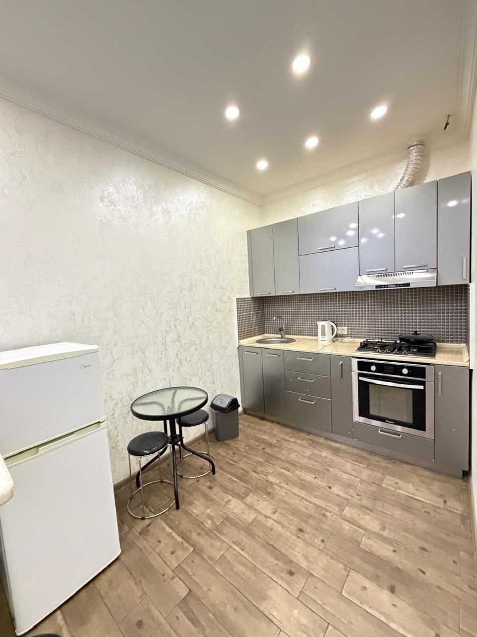 Apartment, 54 m² — St. Pirosmani 1