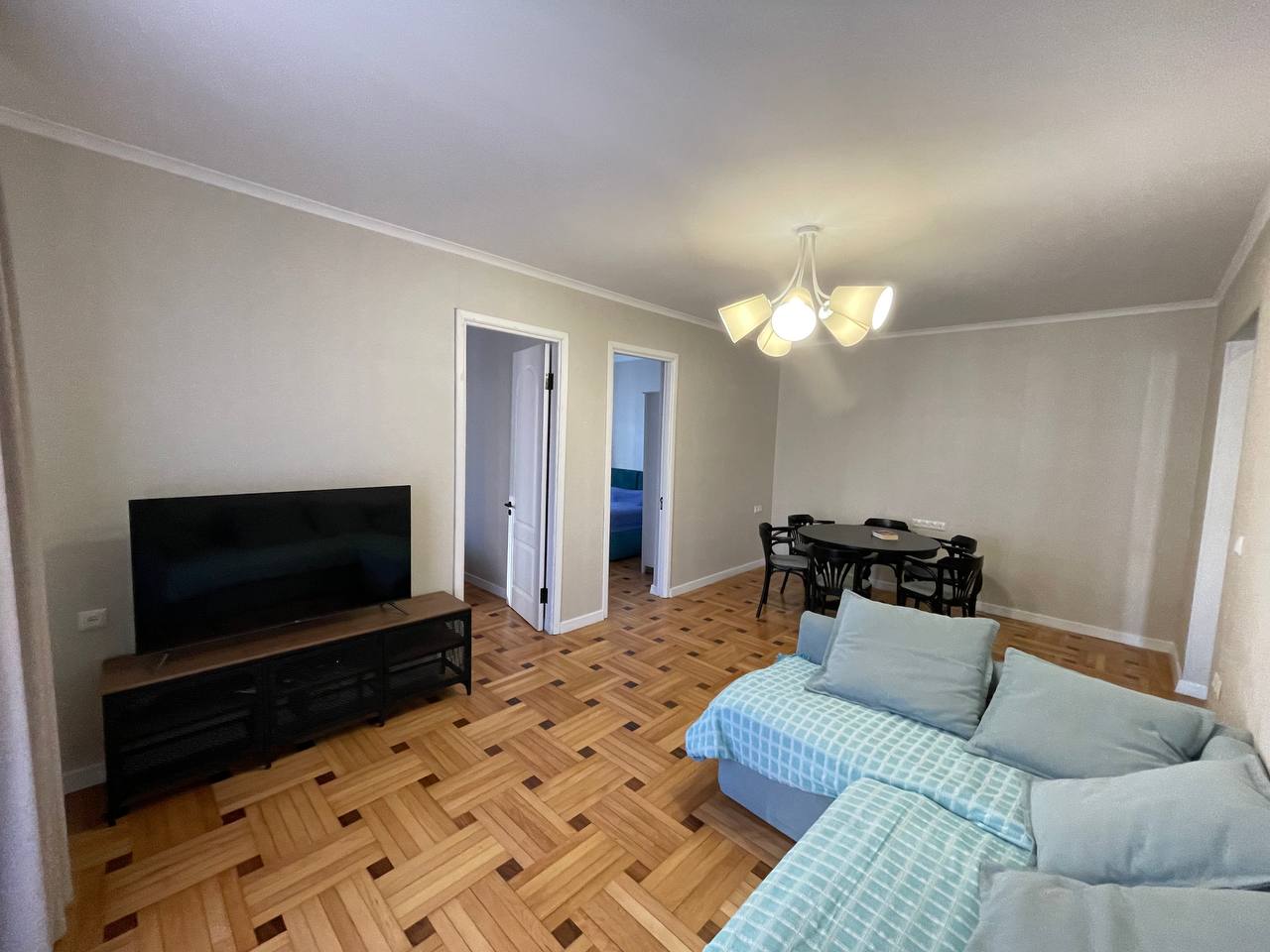 Apartment, 80 m² — St. Melikishvili 24