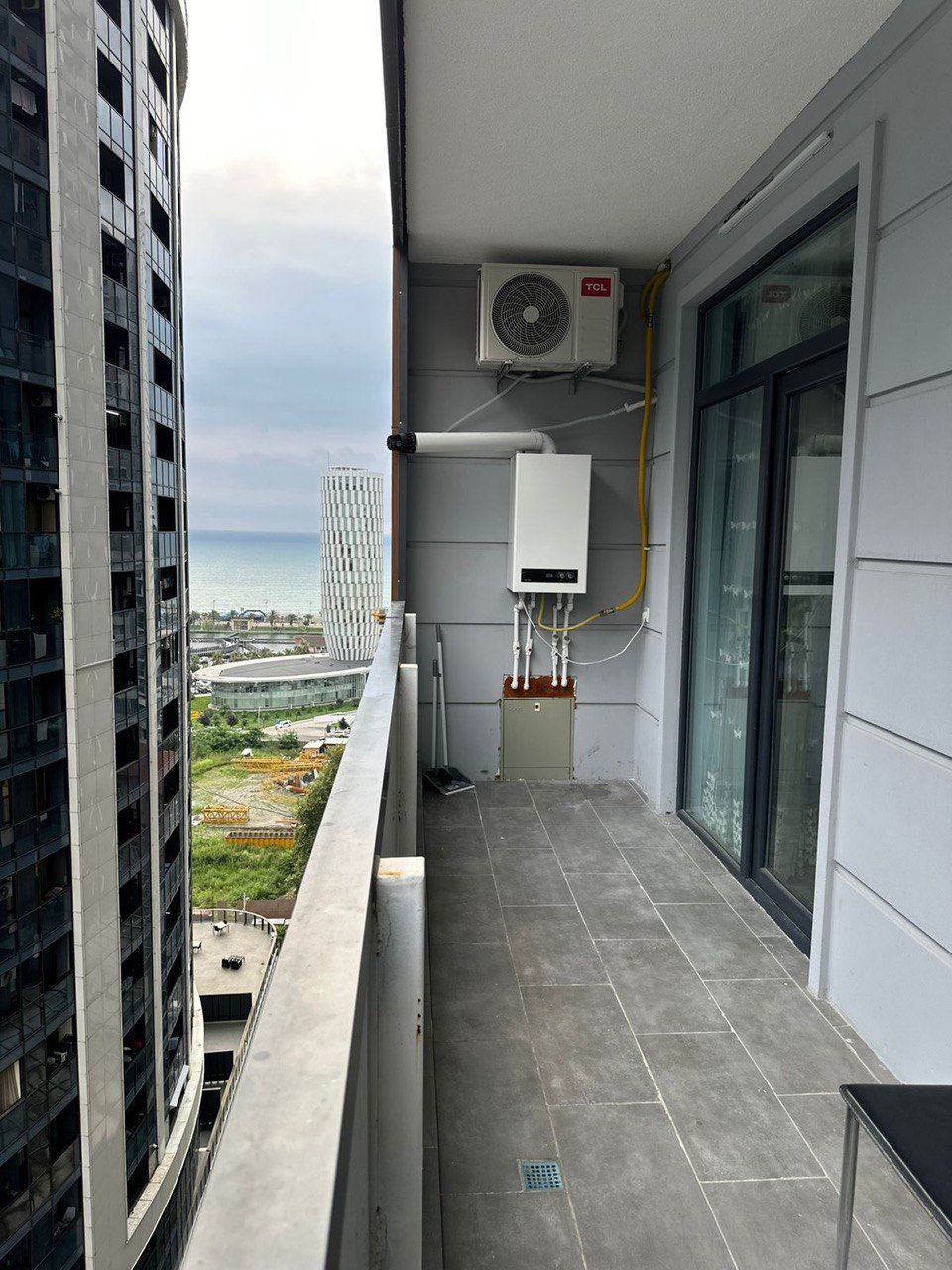 Studio, 55 m² — Pirosmani 17
