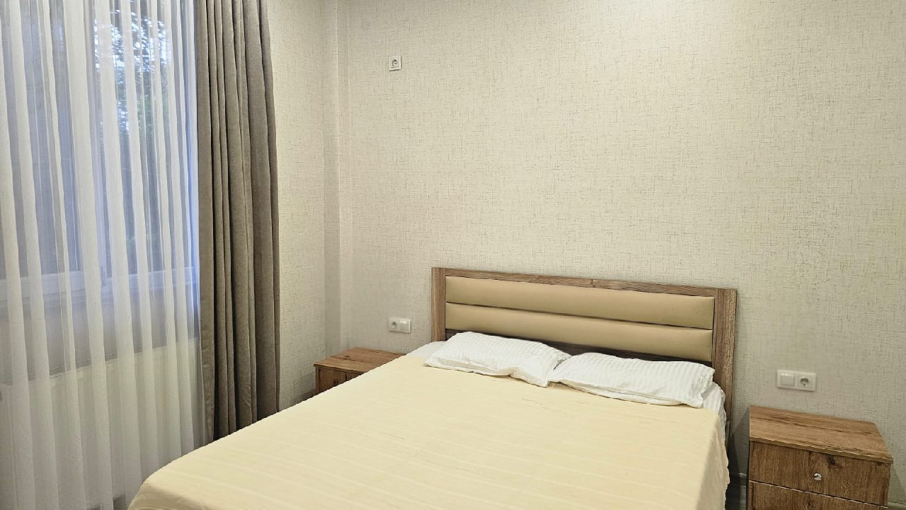 Apartment, 100 m² — St. Grigola Lortkipanidze, 36