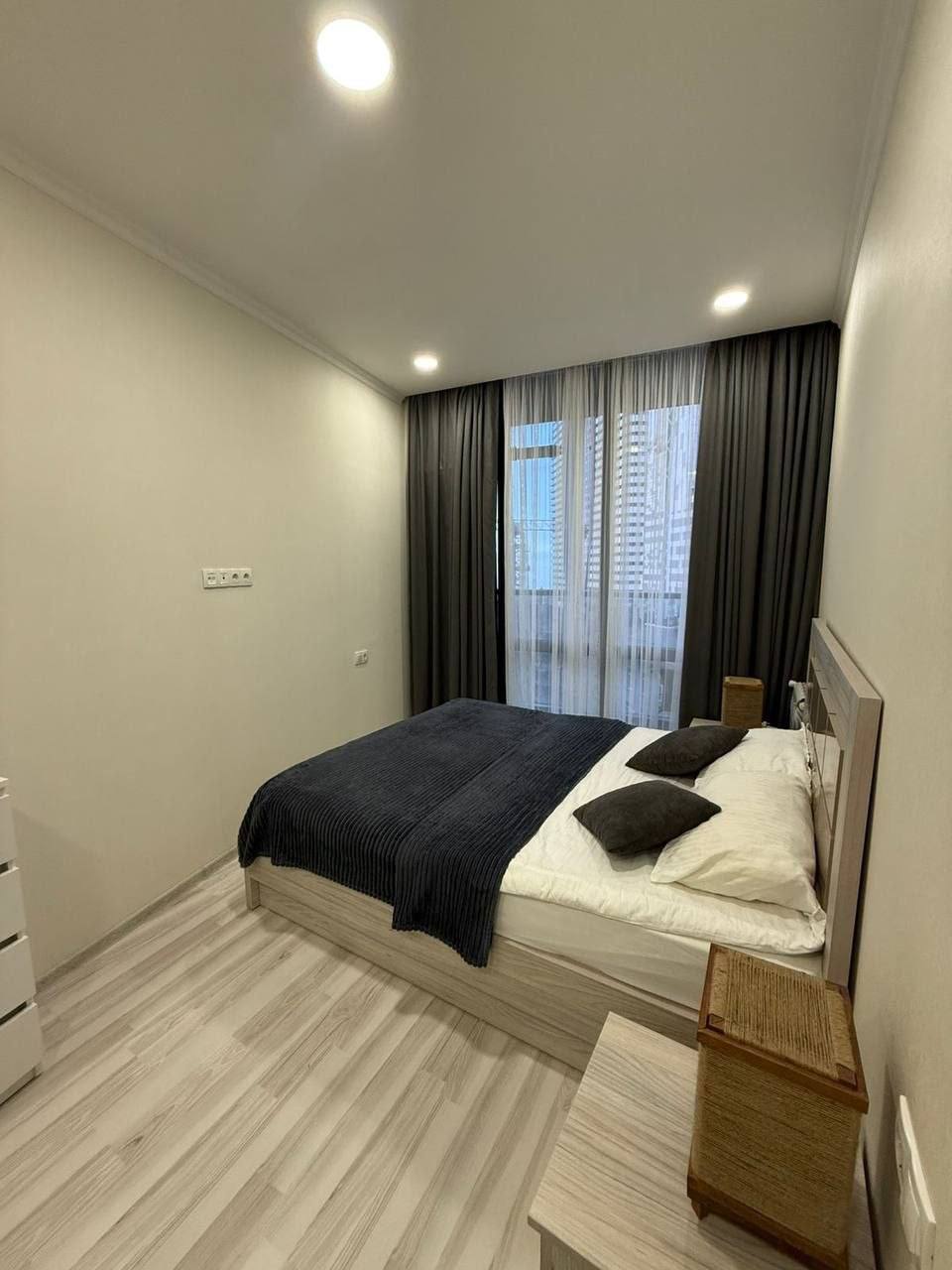 Apartment, 50 m² — St. Pirosmani, 19