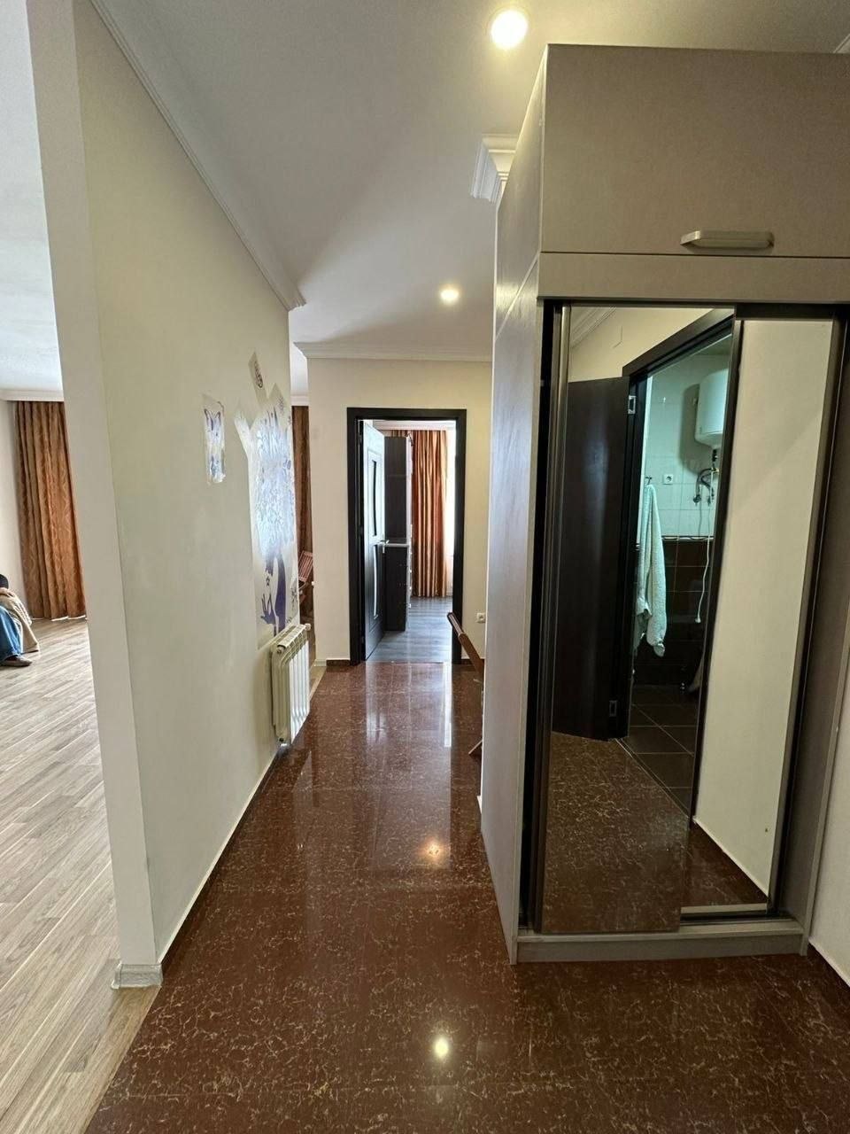 Apartment, 65 m² — St. Besiki, 1