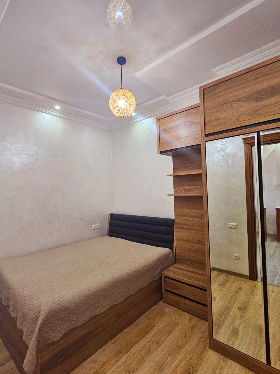 Apartment, 75 m² — S. Khimshiashvili 15