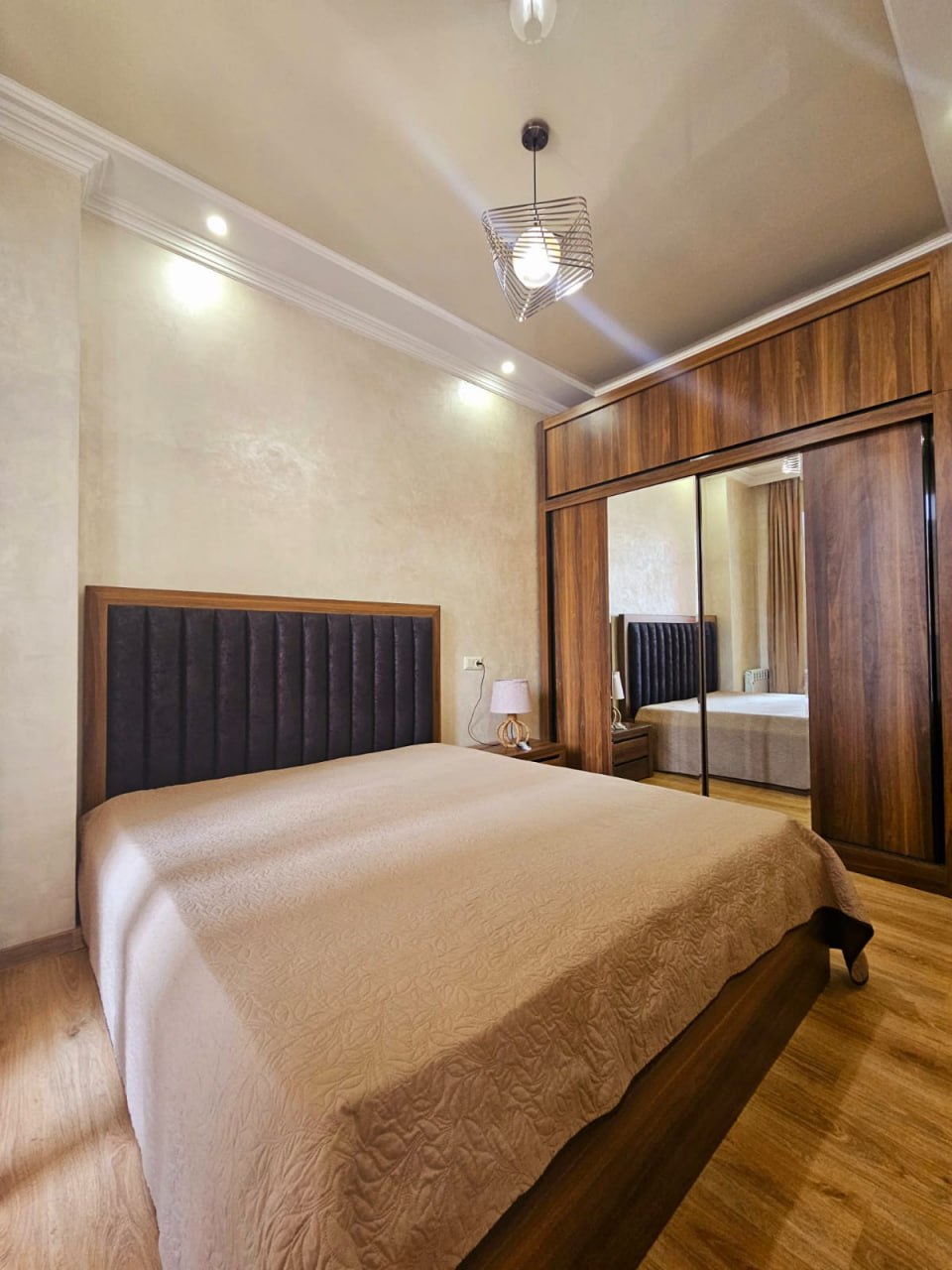 Apartment, 75 m² — S. Khimshiashvili 15