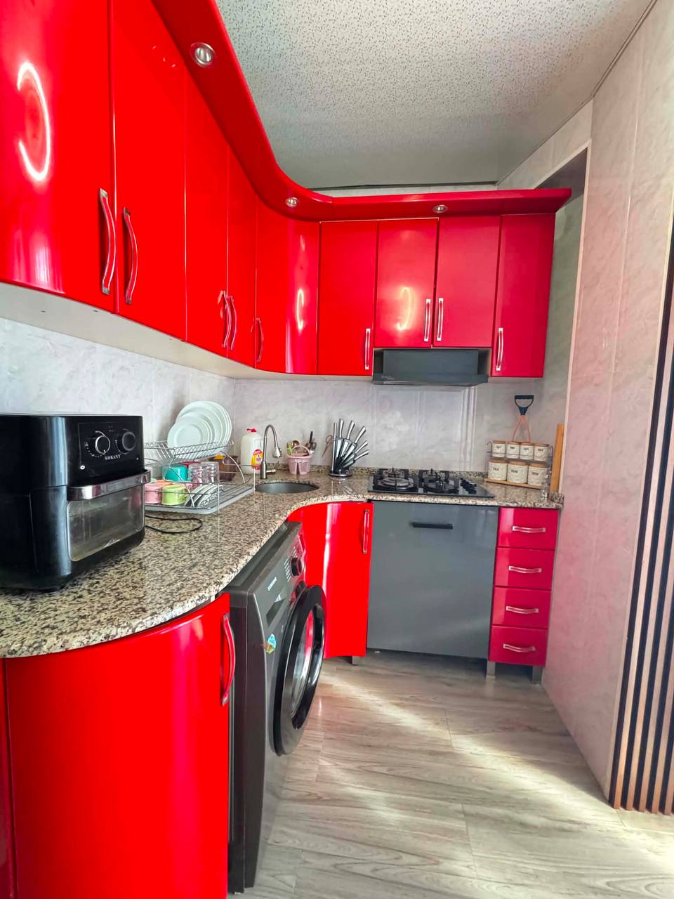 Apartment, 70 m² — St. Lermontova, 31