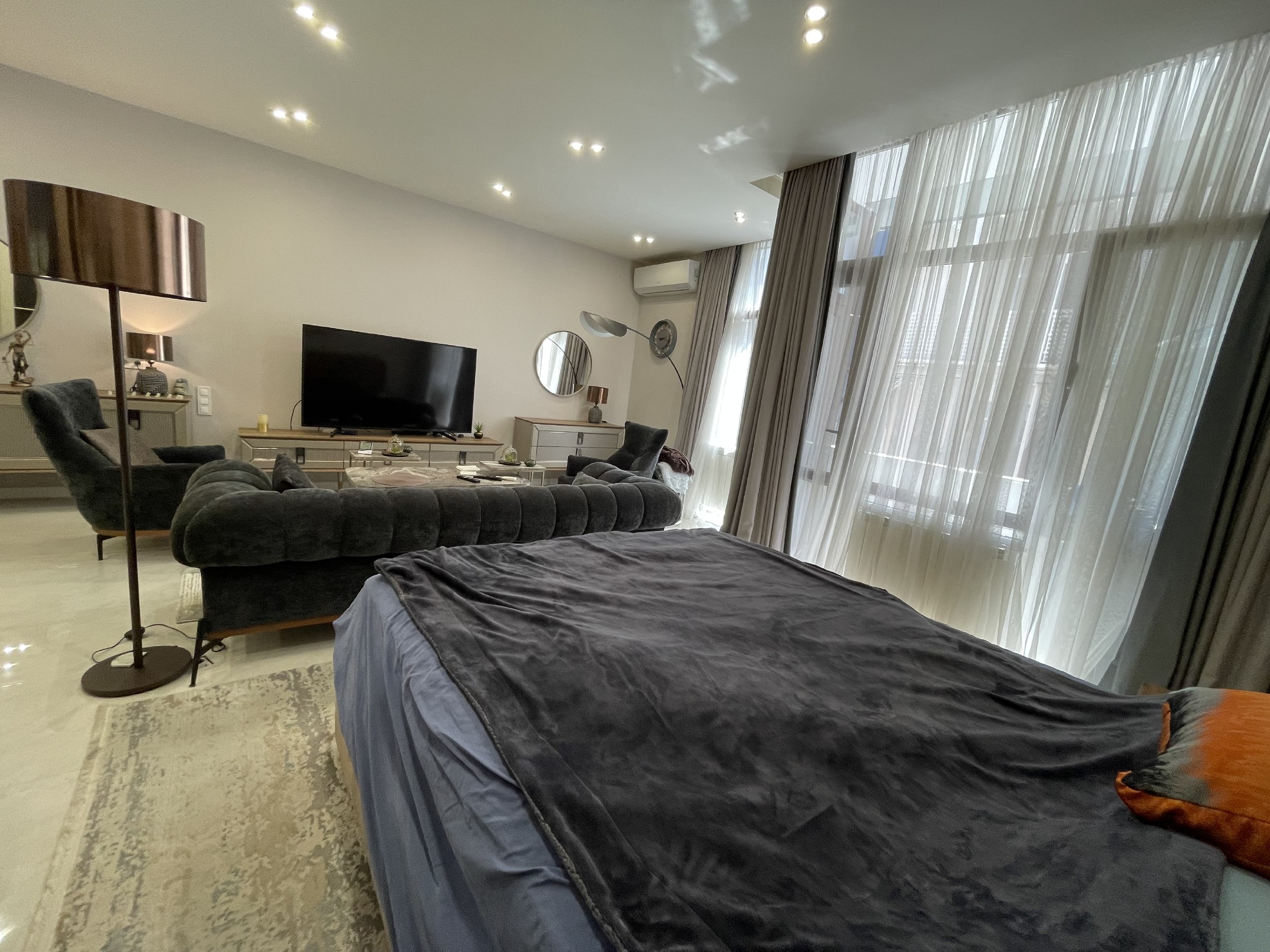 Studio, 60 m² — Rustaveli 22