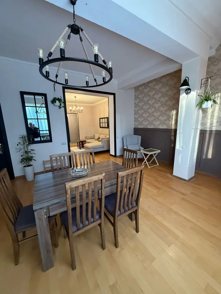 Apartment, 90 m² — Ave. Pekina 10