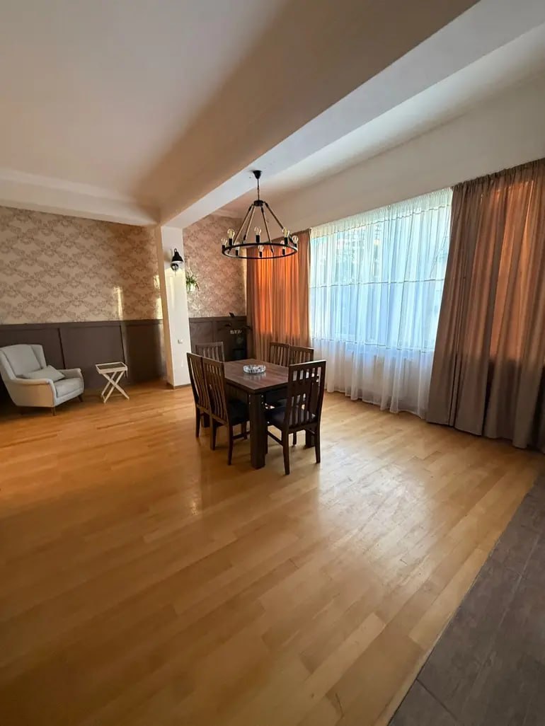 Apartment, 90 m² — Ave. Pekina 10