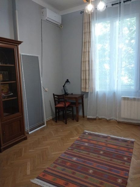 Apartment, 100 m² — St. Tarkhnishvili 18