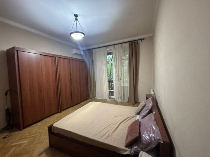 Apartment, 100 m² — St. Tarkhnishvili 18