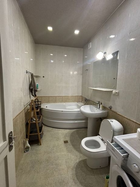 Apartment, 100 m² — St. Tarkhnishvili 18