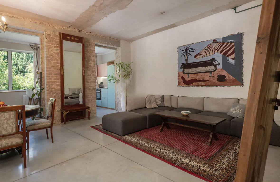 Apartment, 145 m² — Vake