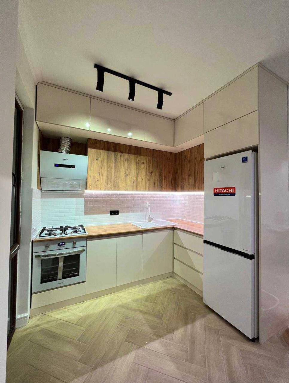 Apartment, 90 m² — Bagrationi 129