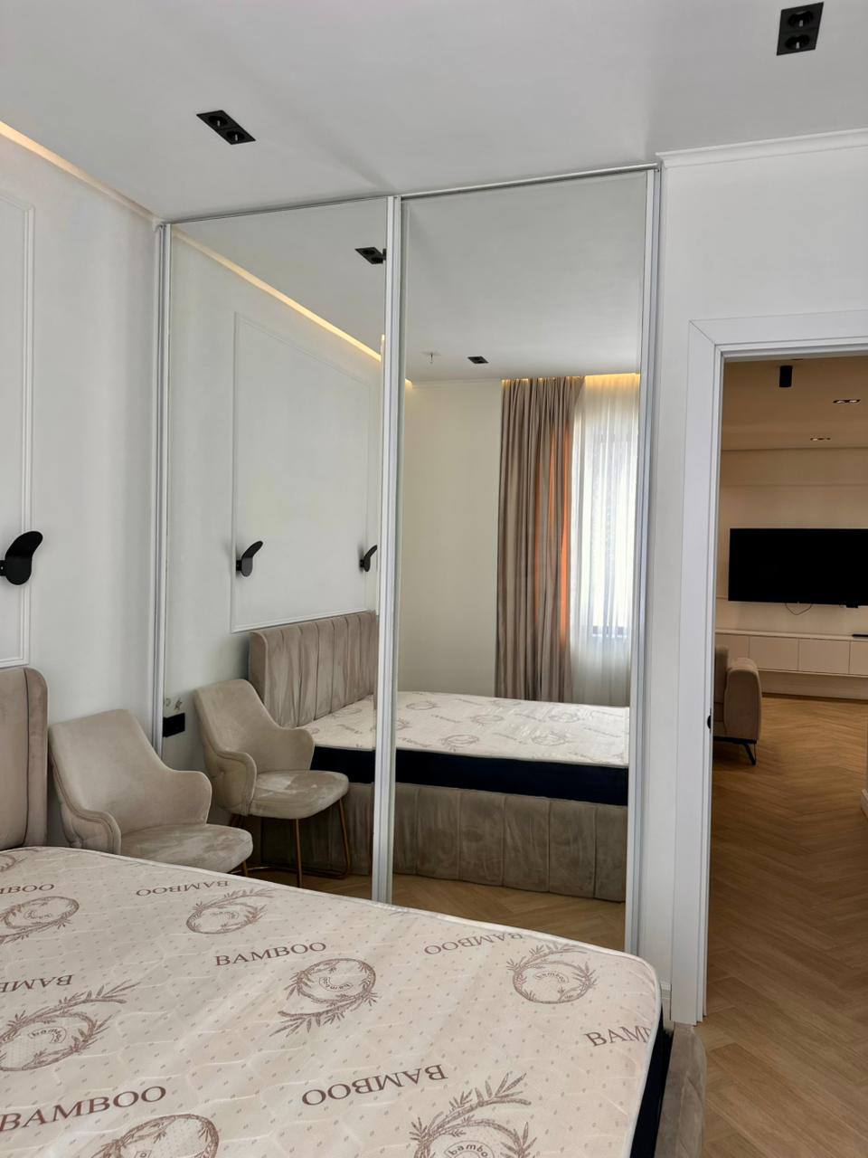 Apartment, 90 m² — Bagrationi 129