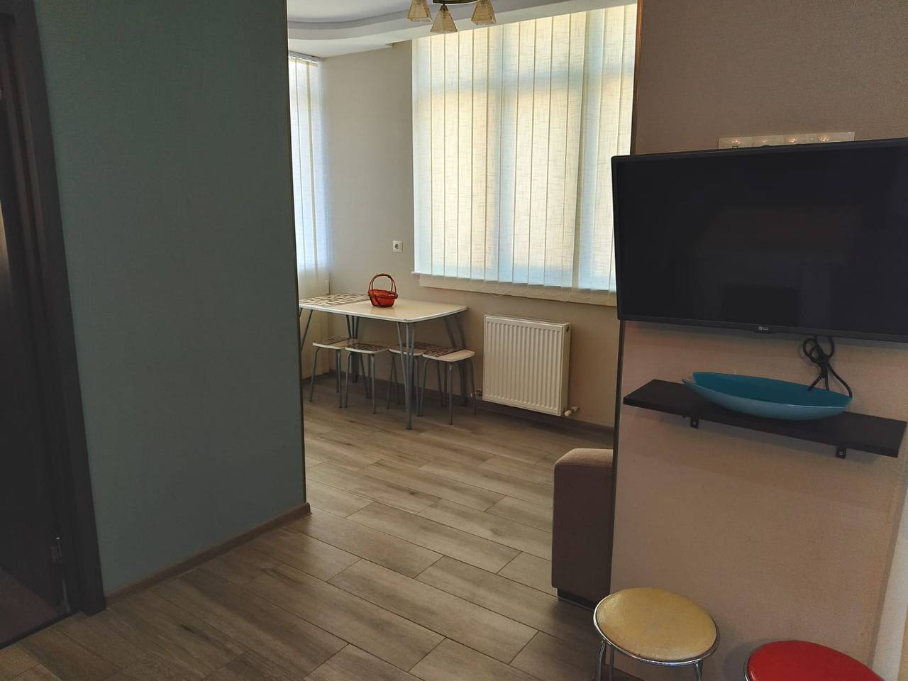 Apartment, 70 m² — St. Pirosmani, 16
