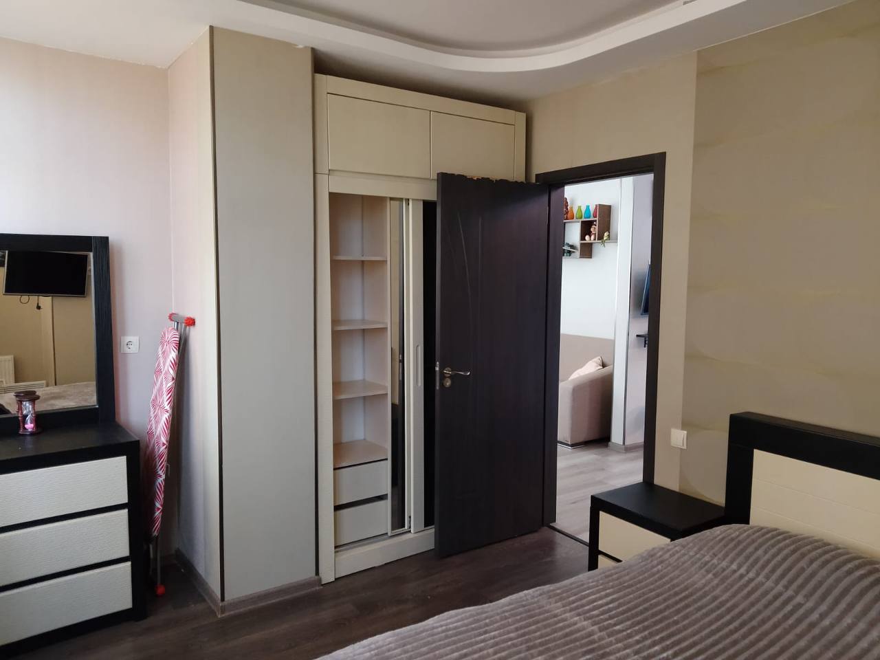 Apartment, 70 m² — St. Pirosmani, 16