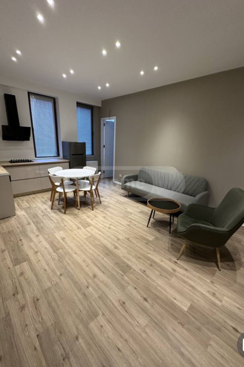 Apartment, 75 m² — Melikishvili