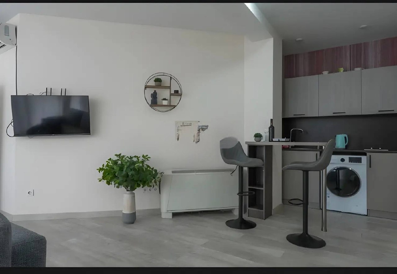 Apartment, 74 m² — Sololaki
