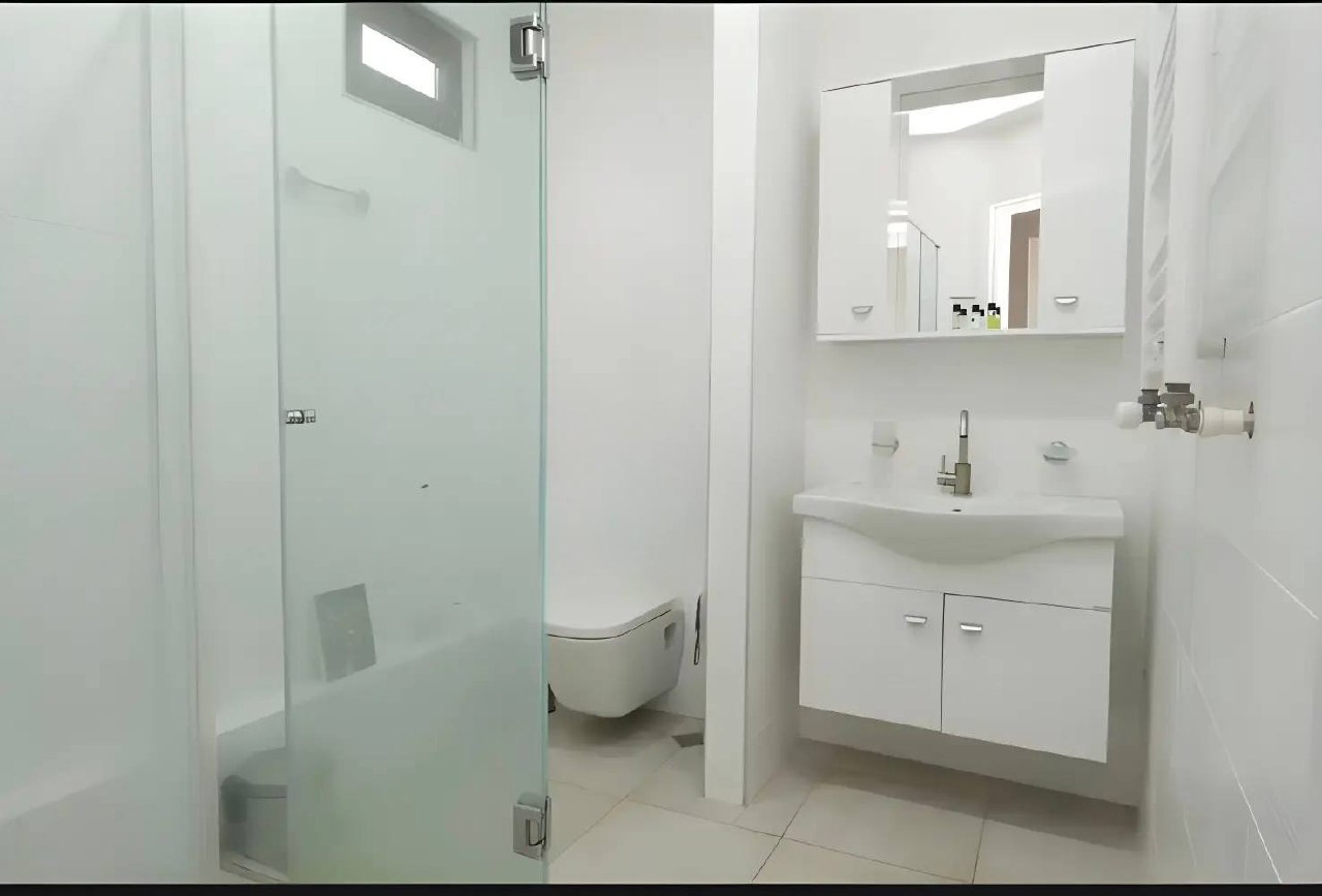 Apartment, 74 m² — Sololaki
