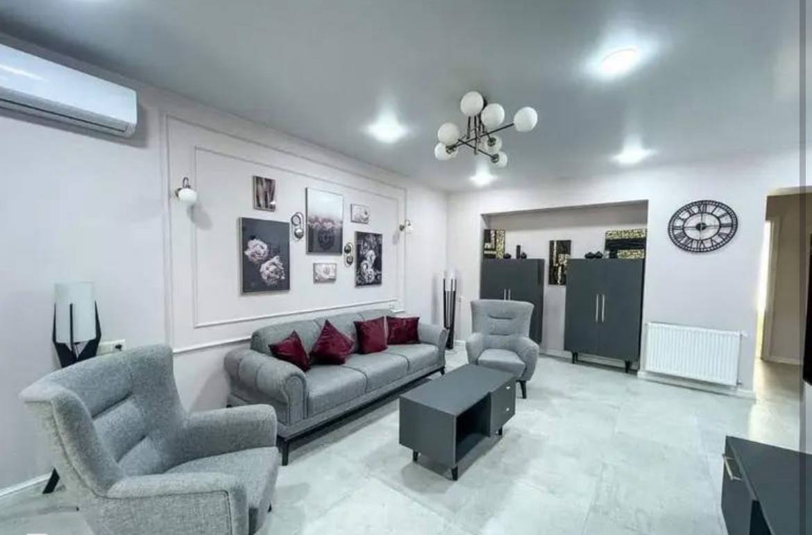 Apartment, 100 m² — Vake