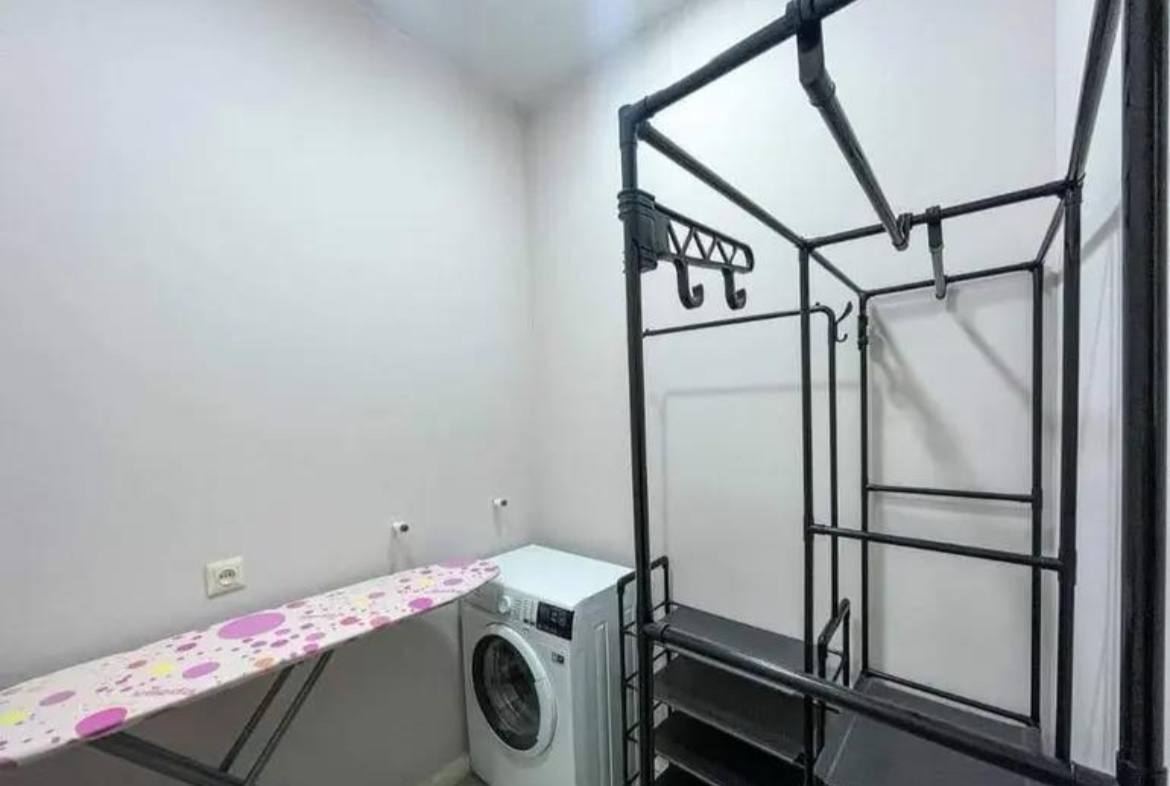 Apartment, 100 m² — Vake