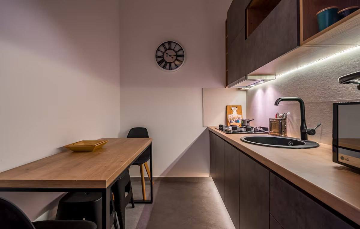 Apartment, 79 m² — Mtatsminda