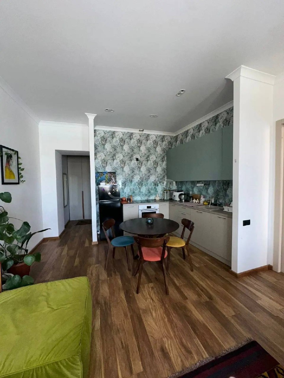 Apartment, 60 m² — Sololaki