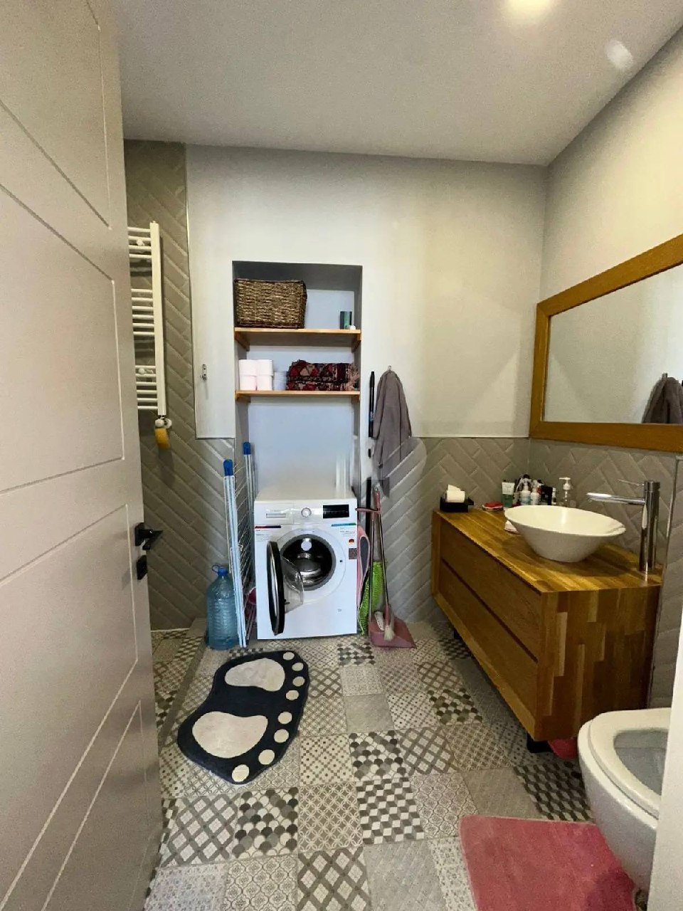 Apartment, 60 m² — Sololaki