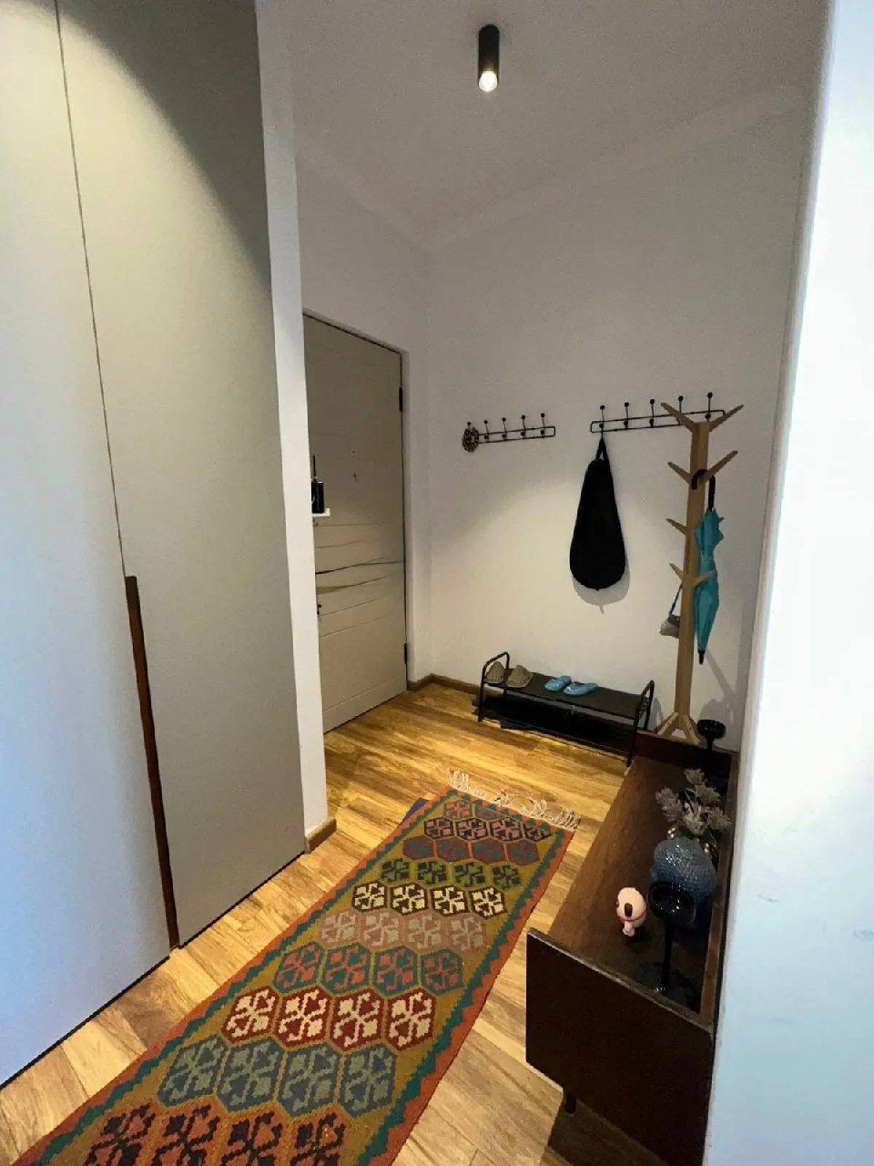 Apartment, 60 m² — Sololaki