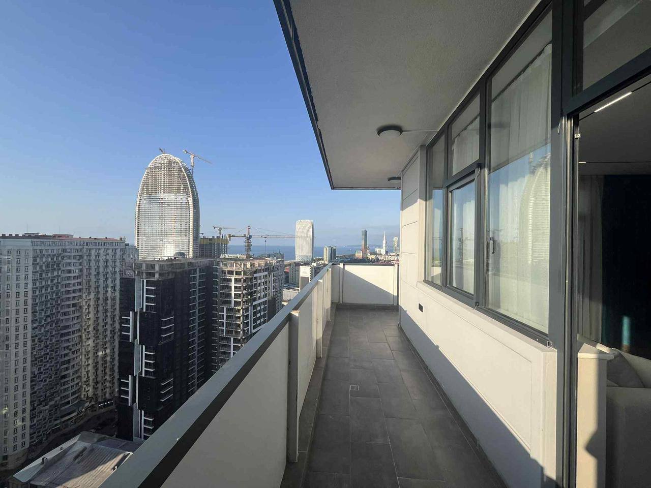 Apartment, 115 m² — St. Pirosmani, 19