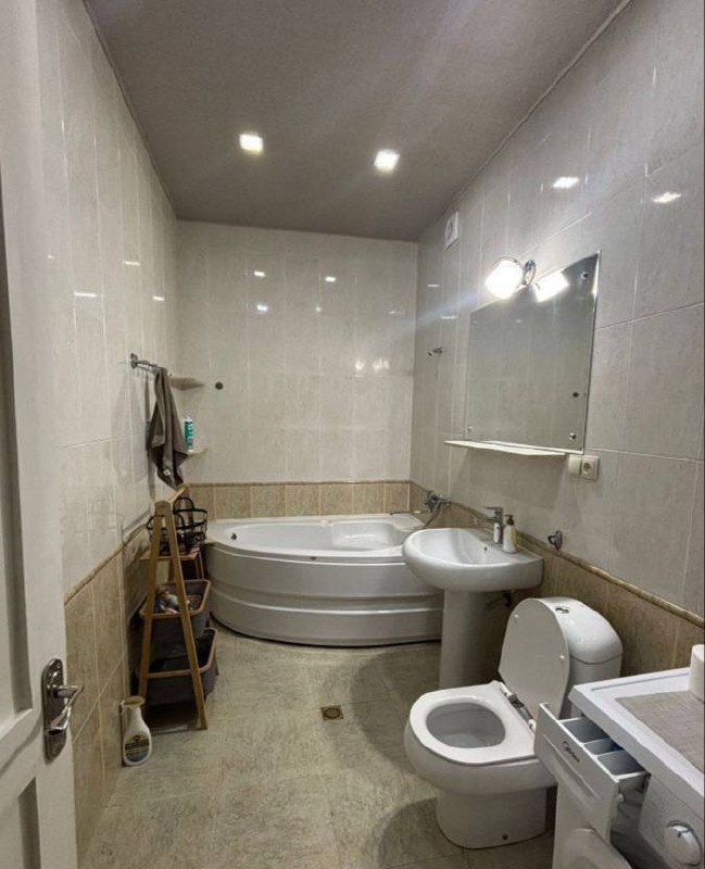 Apartment, 100 m² — St. Tarkhnishvili 18
