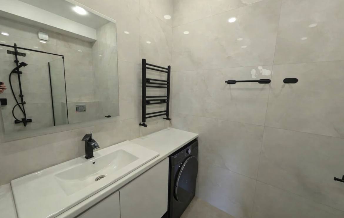 Apartment, 71 m² — : Gorgasali 105