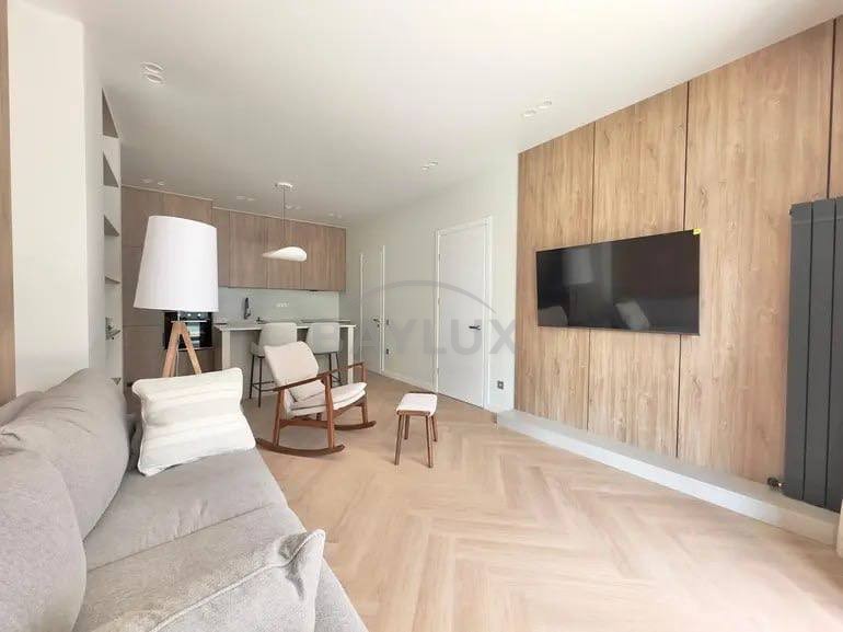 Apartment, 130 m² — Krtsanisi
