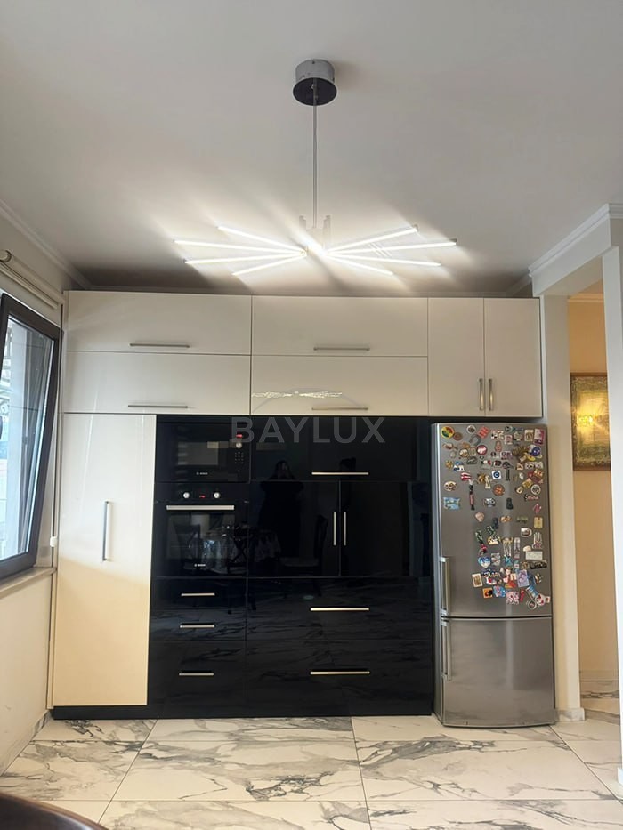 Apartment, 200 m² — Chavchavadze 4