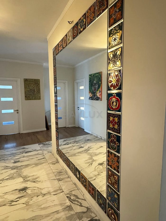 Apartment, 200 m² — Chavchavadze 4