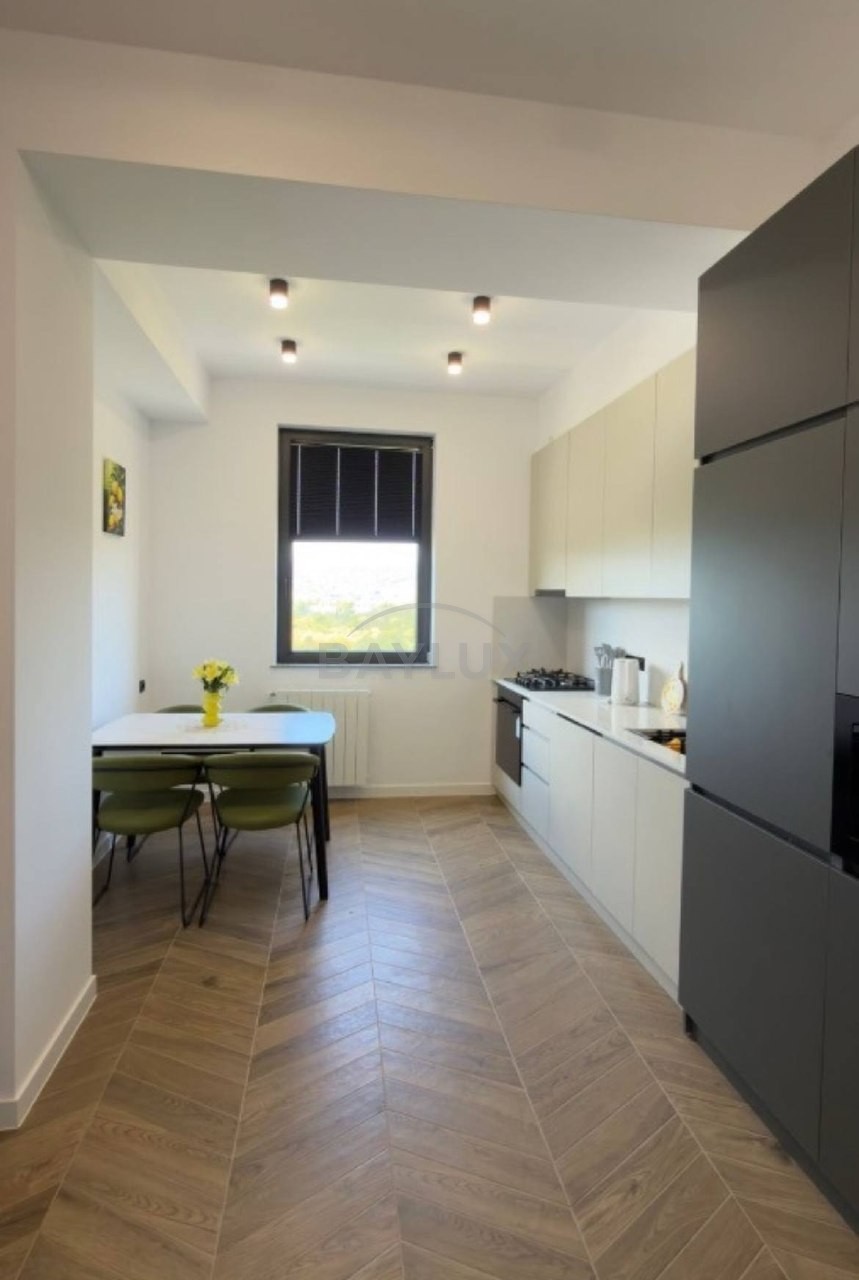 Apartment, 126 m² — St. Eristavi 12