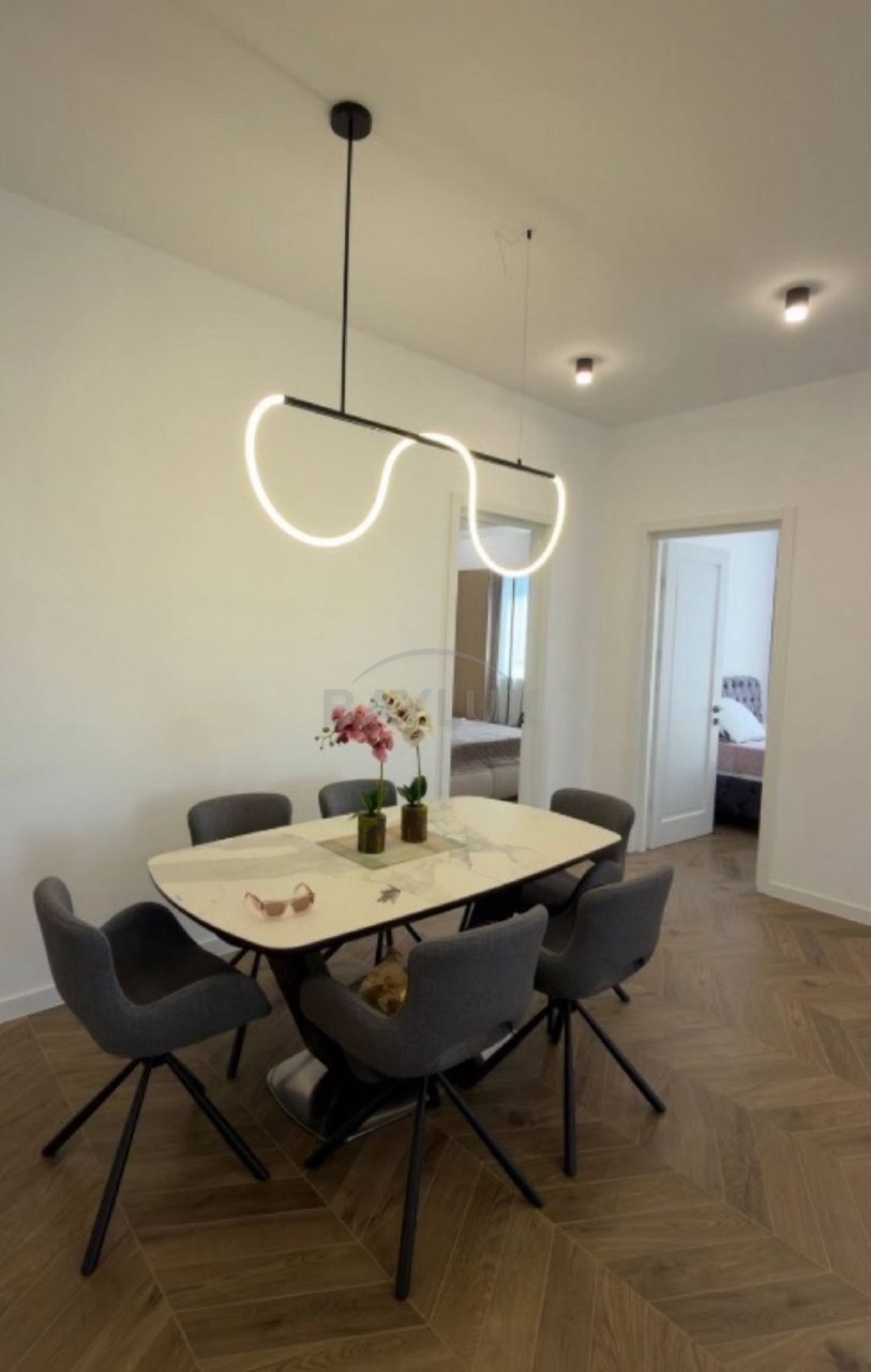 Apartment, 126 m² — St. Eristavi 12