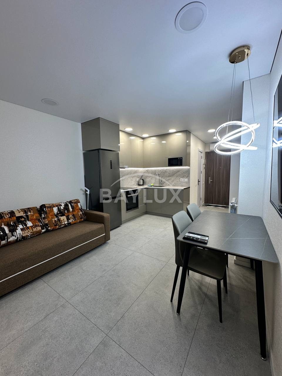 Studio, 40 m² — St. Redzheba Nizharadze, 20