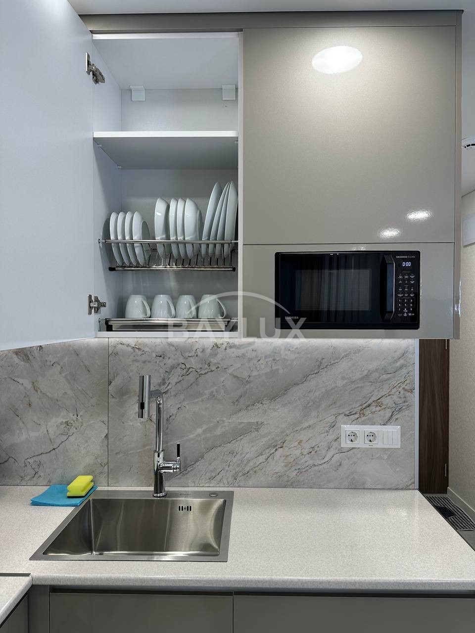 Studio, 40 m² — St. Redzheba Nizharadze, 20