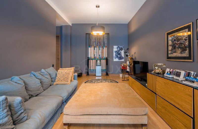 Apartment, 120 m² — Sololaki