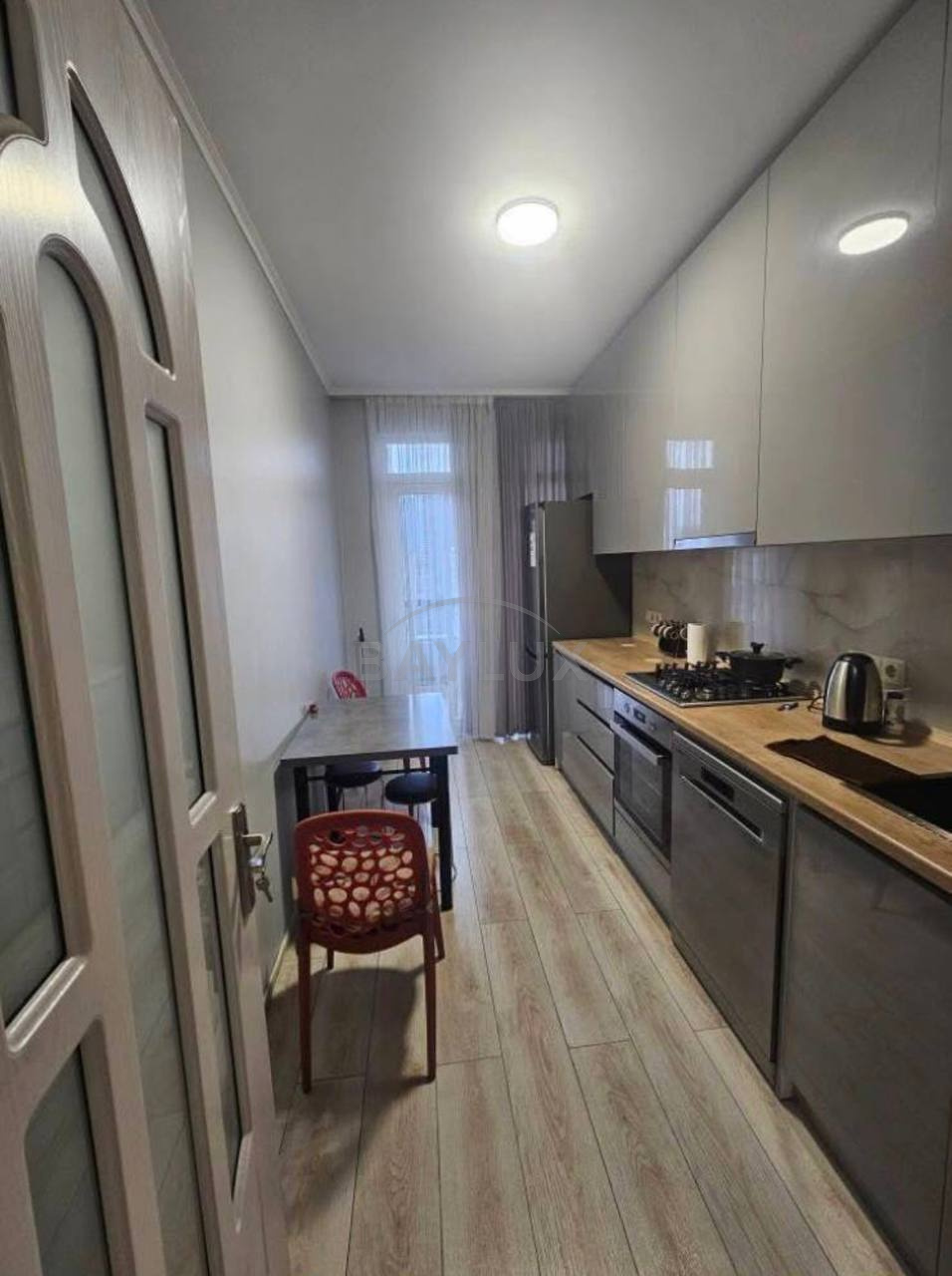 Apartment, 100 m² — Lermontova