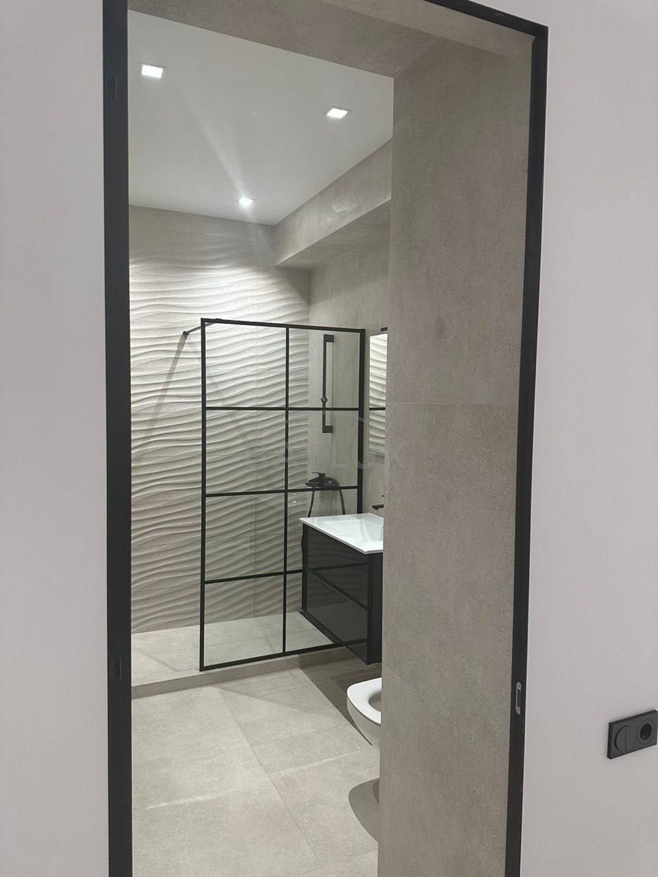 Apartment, 187 m² — Vake