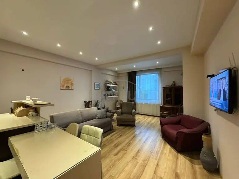 Apartment, 76 m² — Vake