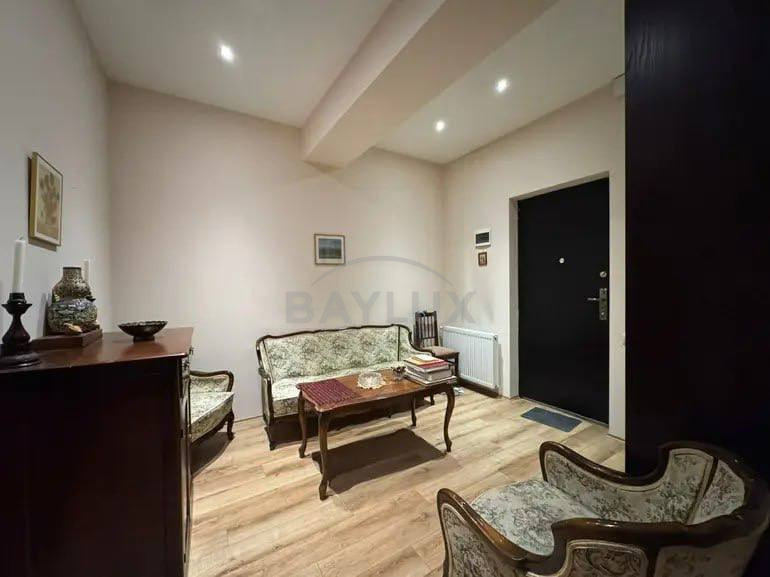 Apartment, 76 m² — Vake