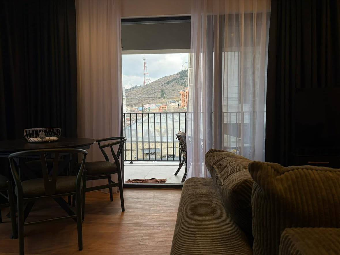 Apartment, 75 m² — Vake