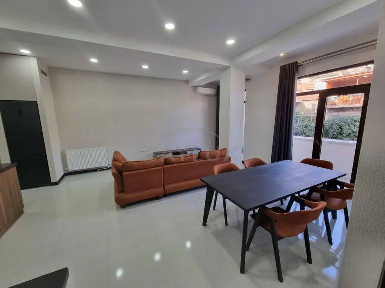 Apartment, 90 m² — Saburtalo