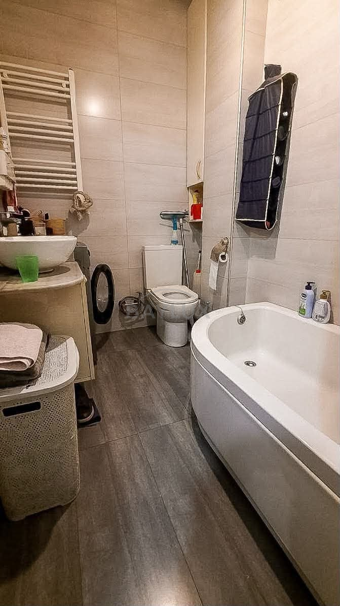 Apartment, 80 m² — Dzhavakhishvili 57
