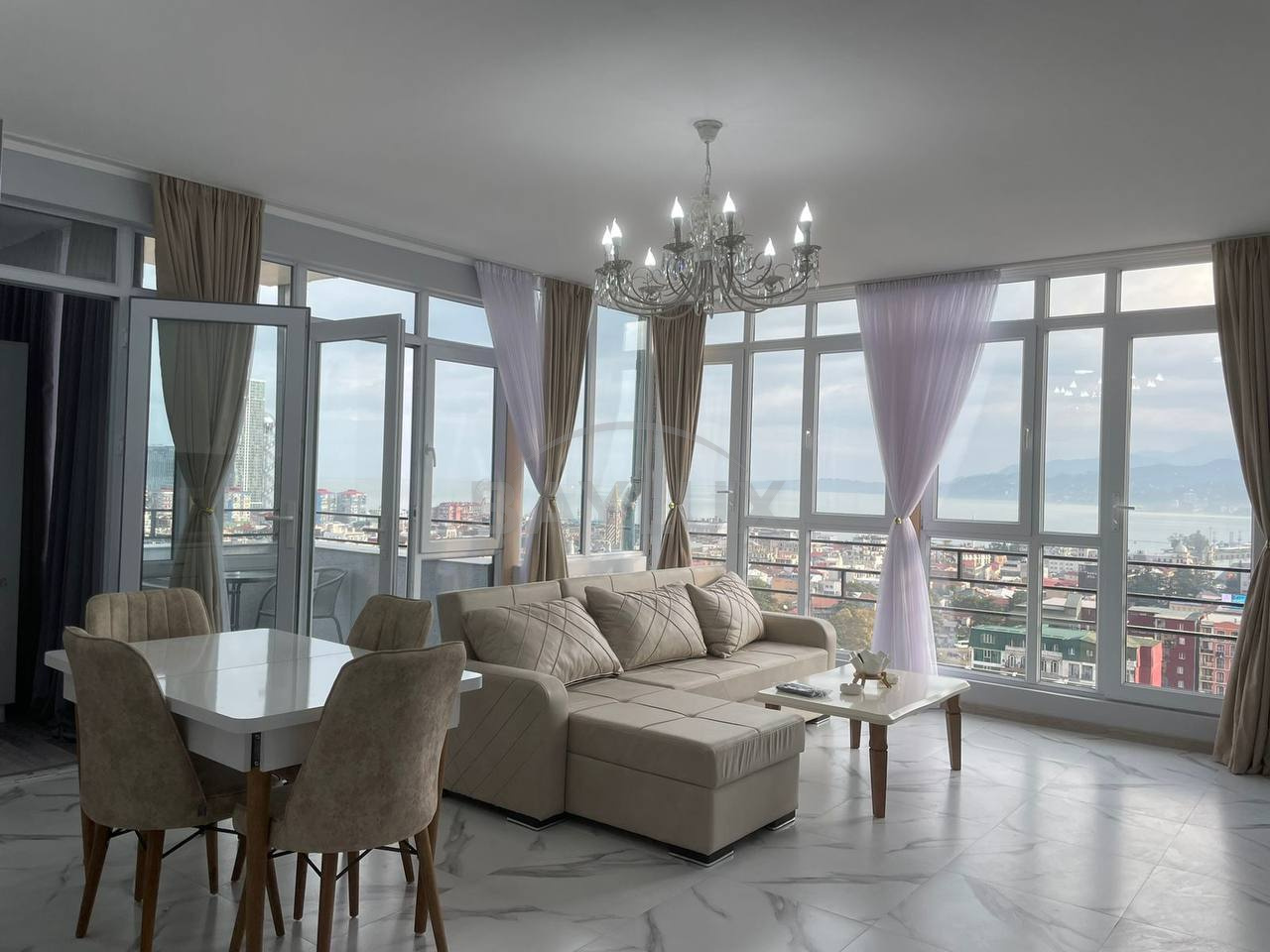 Apartment, 80 m² — St. Vazha Pshavela, 53